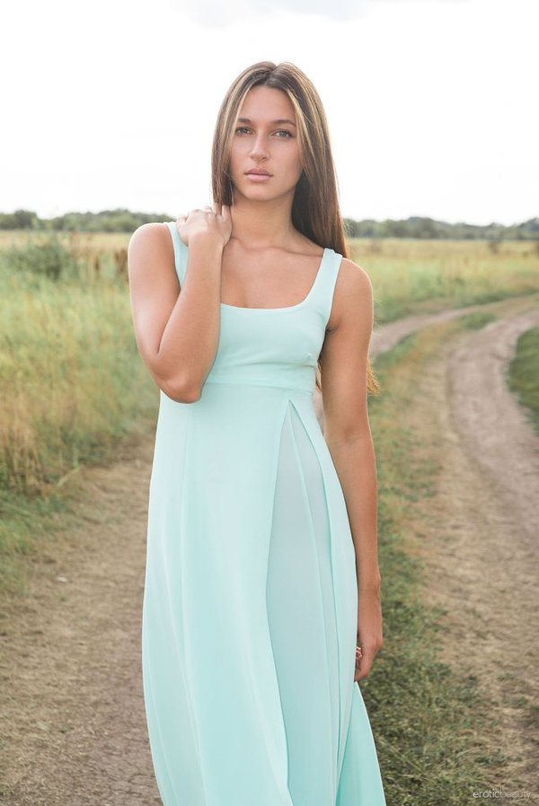 Жанночка, 23 года, 0 размер груди